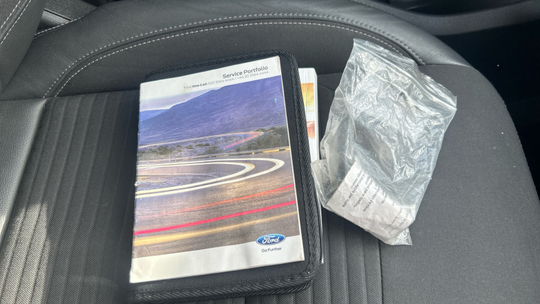 Ford Kuga 1.5 TDCi Titanium 5dr Auto 2WD Diesel Estate